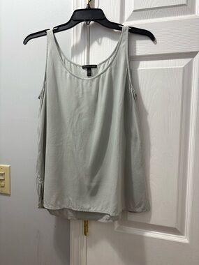 Eileen Fisher Light Gray Scoop Neck Silk Tank Blue/Gray Size Small